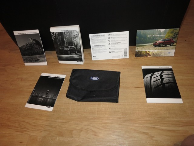 2016 MAZDA 3 WITH NAVIGATION OWNERS MANUAL SET WITH CASE FREE SHIPPING