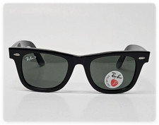 Ray-Ban Polarized Wayfarer Polished Black Unisex 54mm RB2140