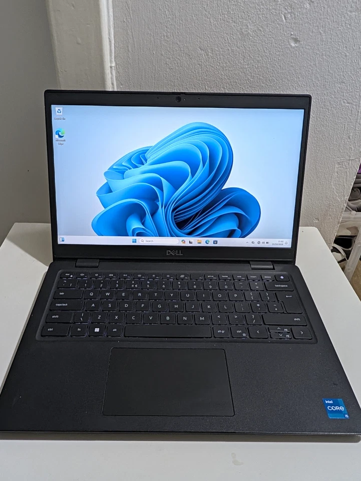 Dell Latitude 3420 · i5-1135G7 · 4GB · 256GB, photo 1 of 5