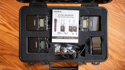 Comica Dual Wireless Lavalier Microphone System CVM-WM300A + Case -WORKING GREAT