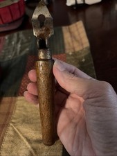 Edlund Vintage Wooden Handle Metal Blade Can Opener Collectible Kitchen Tool