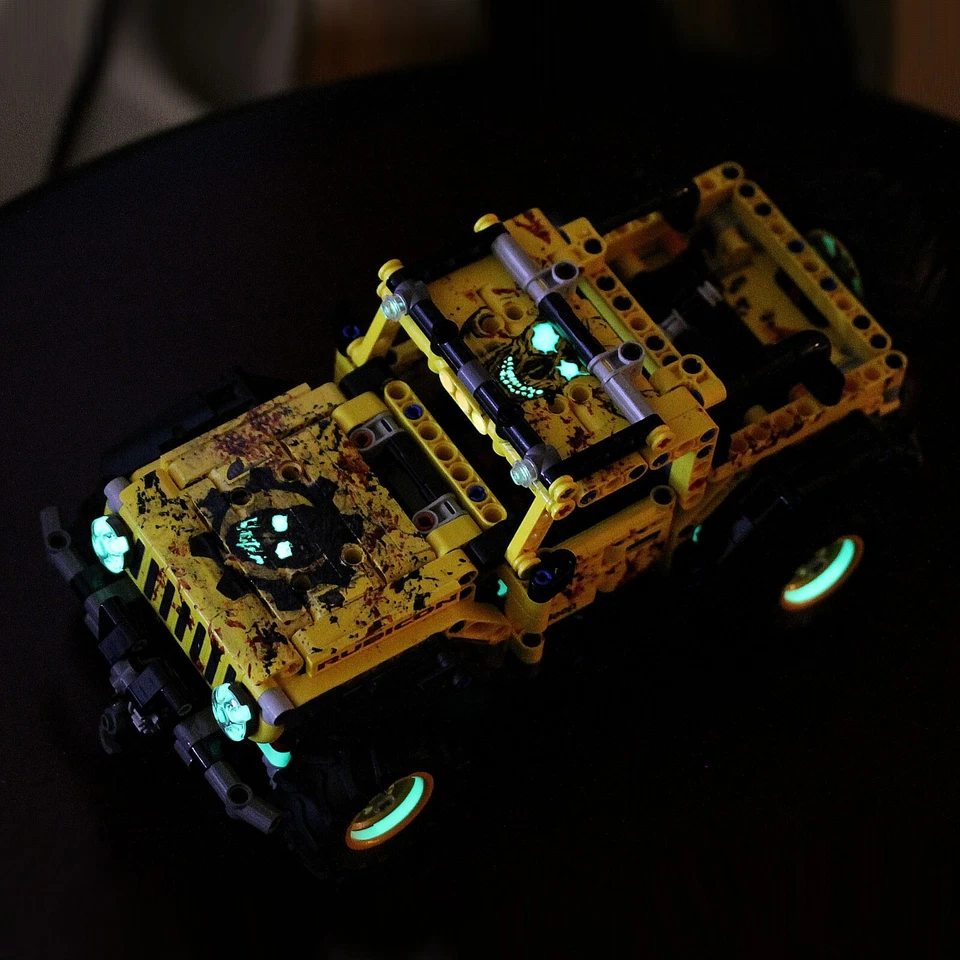 Coche de juguete CONSTRUIDO LEGO Technic Jeep Wrangler 4x4 42122 - tema Apocalipsis zombie Foto 3 de 4