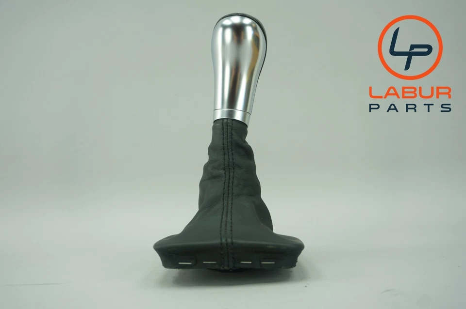 Cubierta y perilla de arranque de palanca de cambios consola central Mercedes Clase C W204 12-15 negra K500 Foto 4 de 4