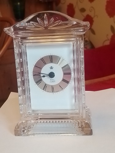 Royal Albert ~ Heavy Cut Crystal ~ Mantel / Desk Clock ~ Free UK P&P - Picture 2 of 7