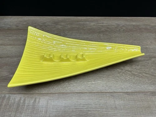 Vintage Royal Haeger Pottery Mid Century Yellow Drip Glaze Triangular Ashtray