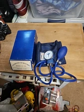Manual Blood Pressure Monitor BP Cuff Gauge Aneroid Sphygmomanometer Model  103