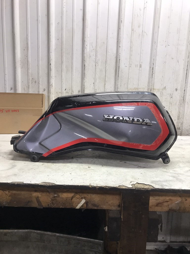 85 Honda VF1100 VF 1100 S V65 Sabre Gas Fuel Petrol Tank