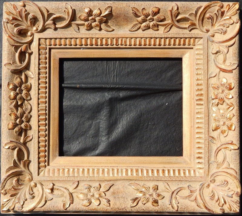 BEAUTIFUL Spanish Baroque Style Older Hand Carved 8" x 10" Wood Frame NO RESERVE