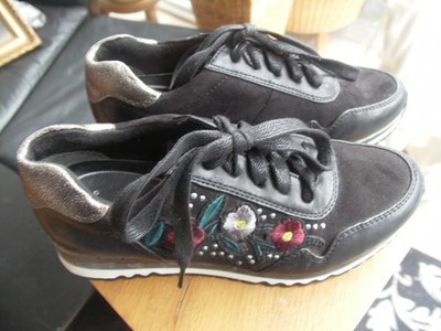 MARCO TOZZI Sneaker mit Stickerei neu Gr. 37