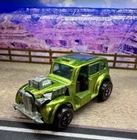 Hot Wheels Redline 1971 Cockney Cab Spectraflame Light Green, HK Version