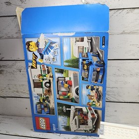 LEGO City Van And Caravan 60117 Set 2016 Car Trailer Minifigs Incomplete Read