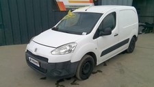 Feu avant (phare) Peugeot PARTNER