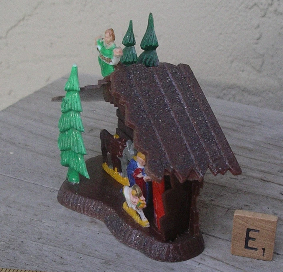 E Vintage Xmas Nativity Set Mini Plastic Glitter Creche Scene Hong Kong Manger - Image 4 of 4