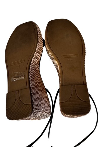 Marc Fisher Zeki Espadrille Sandal Black Wedge Size 9.5M Strappy Gold Braided - Picture 6 of 10