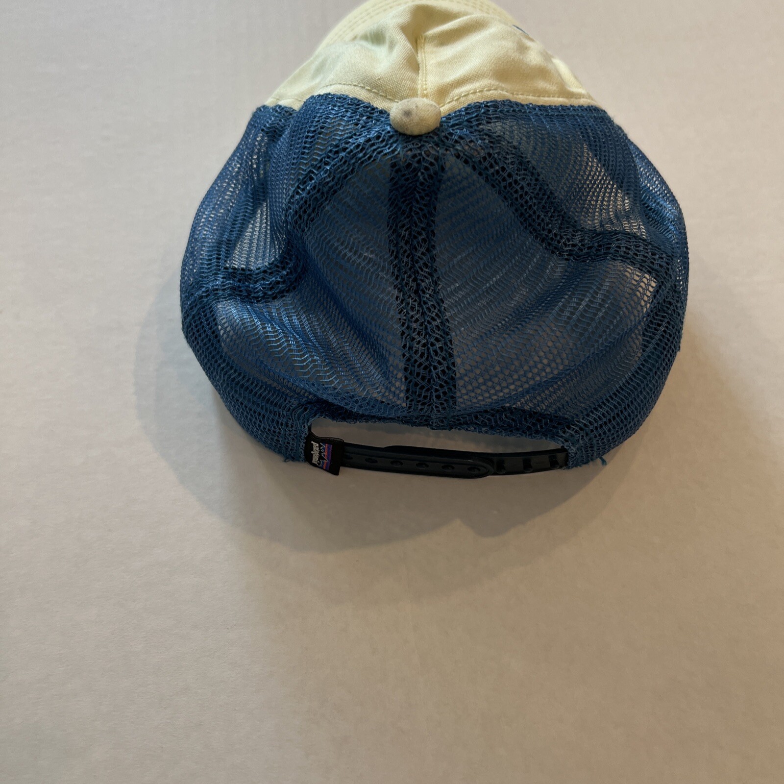 PATAGONIA Trucker Hat Mesh Snap Back Baseball Cap 1973 Women's Yellow Blue thumbnail 3