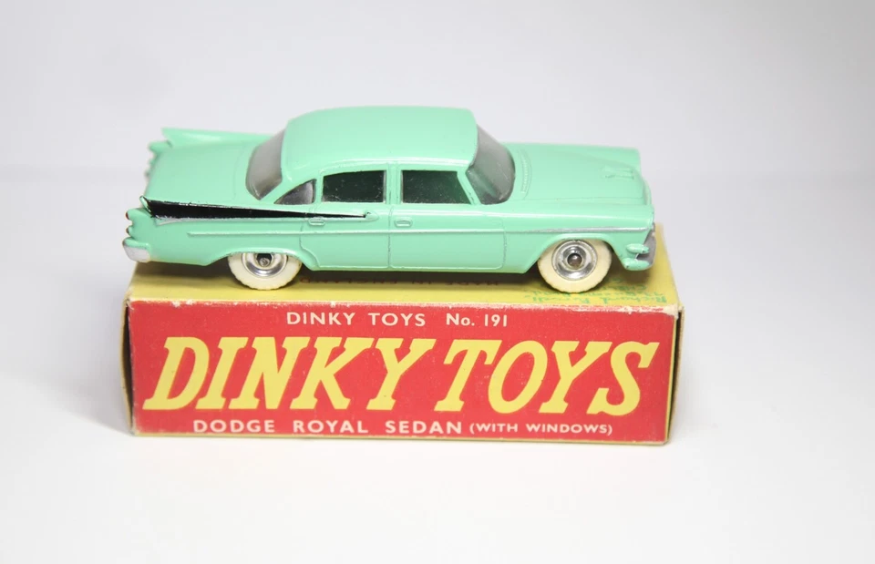 Dinky 191 Dodge Royal Sedan In Original Box - Near Mint Vintage Original Lot 2 — 第 3/4 张图片
