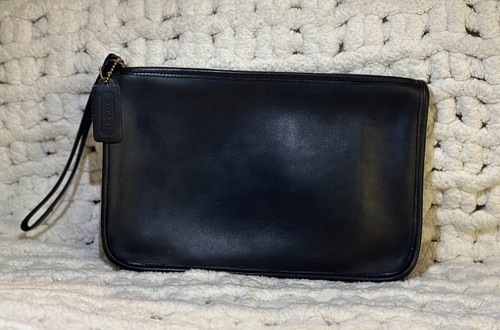 Vintage Coach Clutch mit Reißverschluss Top Carry aus ganzem Leder schwarz 1990er Jahre Tasche Made in USA