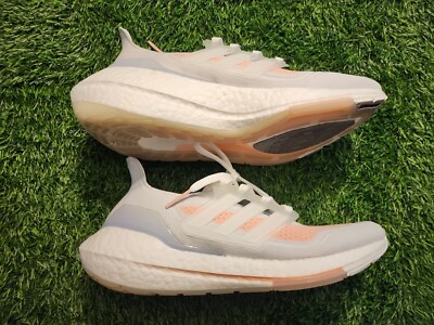 MINT! Adidas Ultraboost 21 Womens US 9 Crystal White/Glow