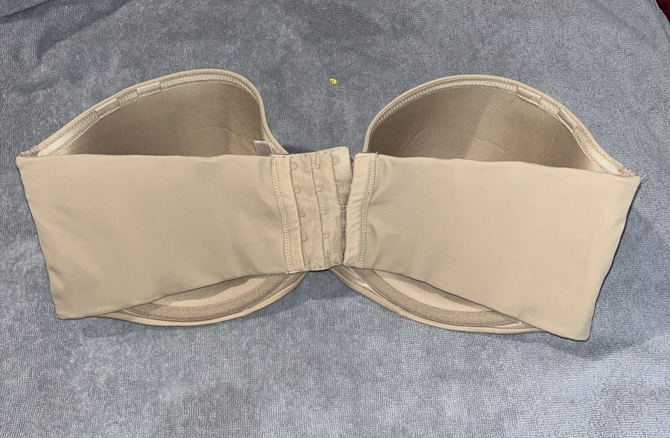 Sujetador Lane Bryant Cacique Ligeramente Forrado Multi Vía Sin Tirantes UW Beige Talla 40DDD Foto 2 de 3