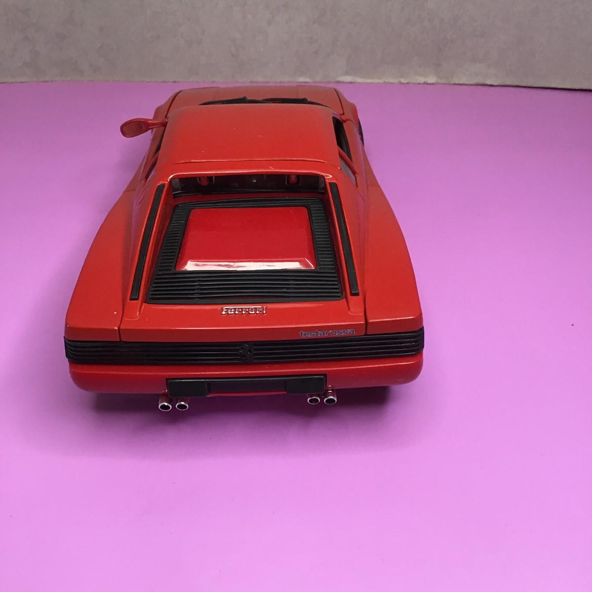 マテル (ホットウイール) 1/18 フェラーリ テスタロッサ Hot Wheels Red Ferrari Testarossa 1:18 Diecast Mattel 1998