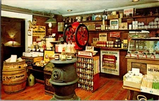 Postcard  Milleridge Inn Old Country Store Jerico Long Island NY Chrome Unposted