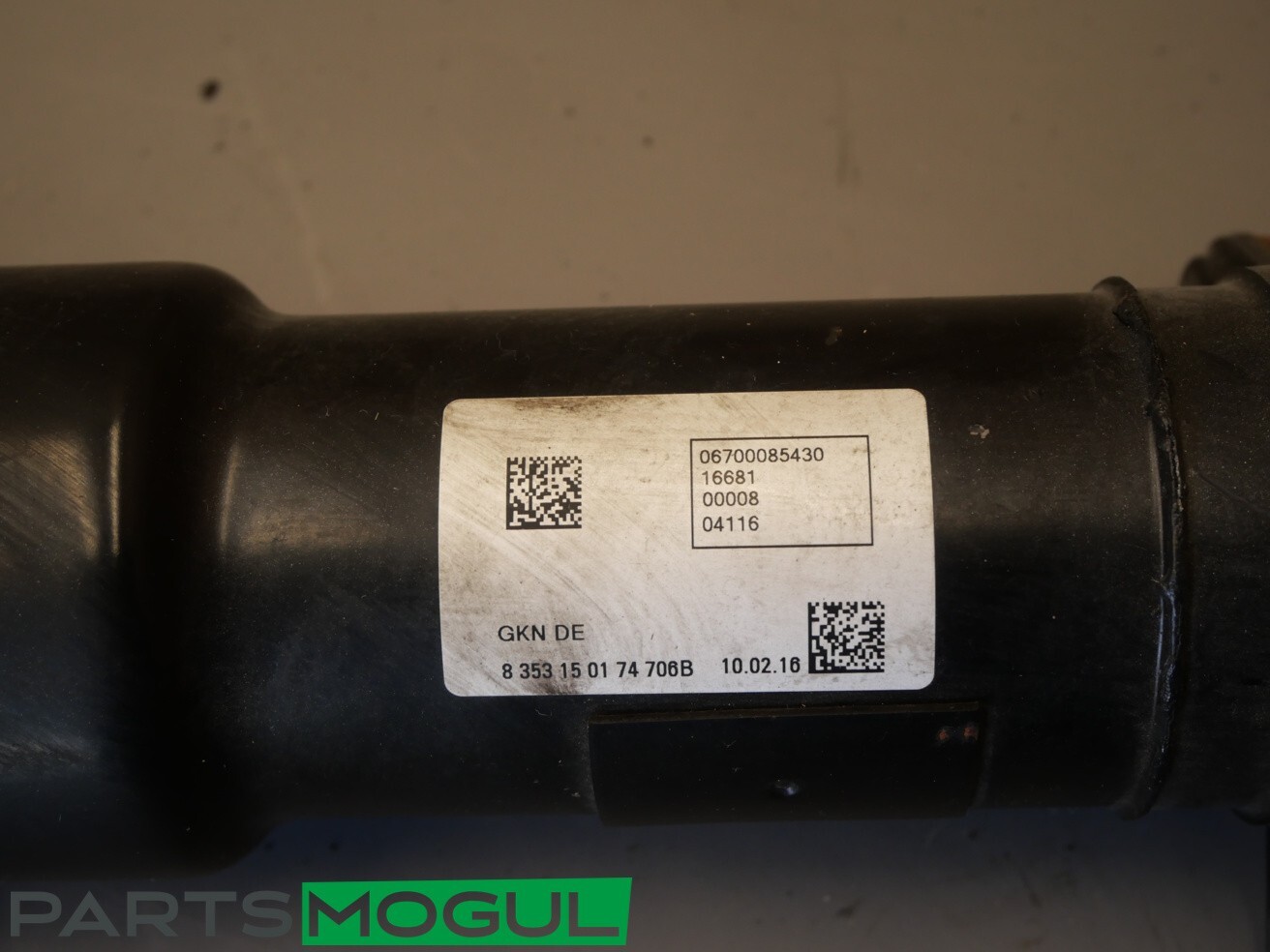 2014-2017 MASERATI QUATTROPORTE AWD REAR DRIVE SHAFT PROPELLER DRIVESHAFT OEM