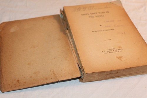 Ships That Pass in the Night by Beatrice Harraden 1894 Softcover - Picture 2 of 3