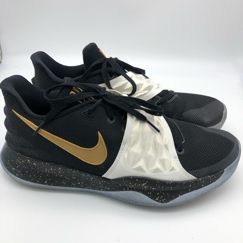 Nike Mens Kyrie 1 Low Basketball Shoes 