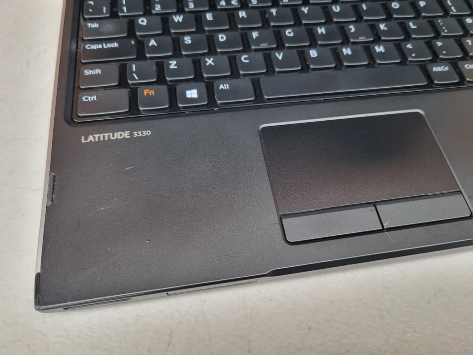Fast Powerful Dell Latitude 3330, 13.3” inch HD, 8 GB RAM, 500 GB SSHD, Win10Pro - Image 3 of 4