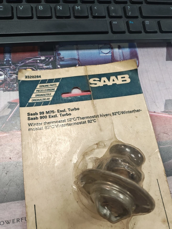 NUEVO OE Saab 99 900 Kit Termostato No Turbo 92C 9320284 en Embalaje Vintage Foto 2 de 2