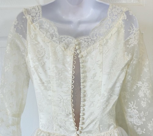 Antique 40s Ivory Liquid Satin And Lace Victorian Wedding Dress Size 4 - Picture 10 of 13