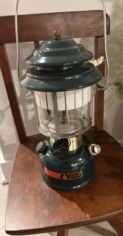 Coleman model 288 double mantle green Lantern Camping with travel case