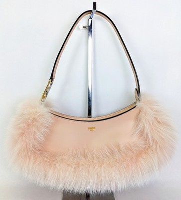 FENDI オーロック フォンフォルダー  美品 FENDI（フェンディ） オーロック フォンホルダー ショルダー ポーチ