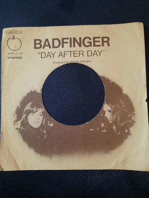 BADFINGER cover 45 rpm Juke Box Italia   SWEET TUESDAY MORNING /DAY AFTER DAY