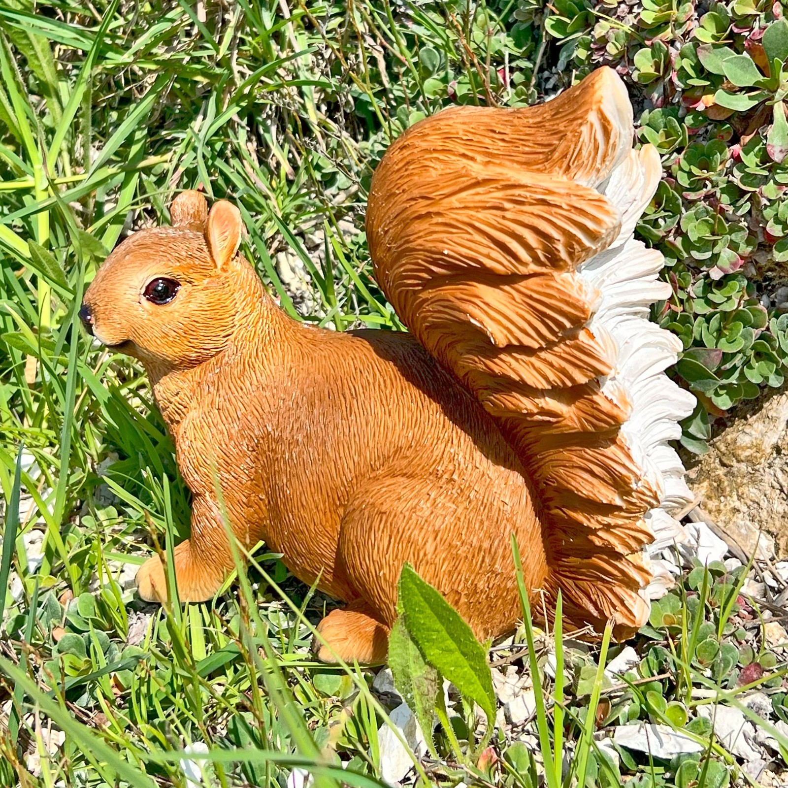 Squirrel Garden Animal Ornament Realistic Red Squirrel Outdoor Statue