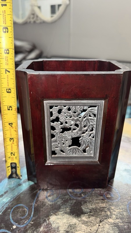 Chinese Wooden Pen Holder 