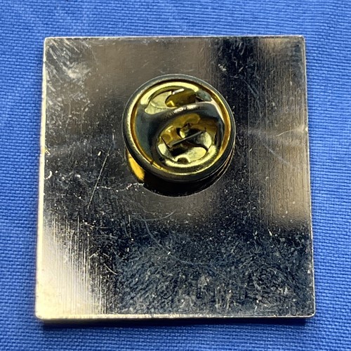 2003 V-DAZE MARSHALL MICHIGAN VENTURE TOWING SOCIETY PIN ENAMAL - Picture 3 of 4