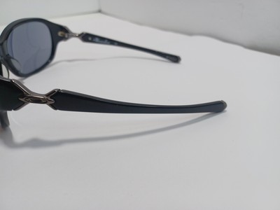 Oakley Abandon women\'s glasses Oakley Abandon Sunglasses - Women main image 3