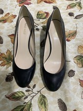 nine west heels size 9m black color