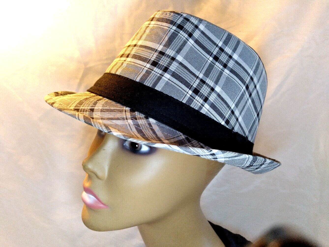 Milani Black & White Plaid Fedora Hat Size L/XL Italian Design-image