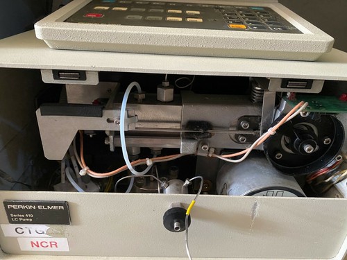 Perkin-Elmer Serie 410 LC Pompa Cromatografo Liquido con Garanzia - Foto 7 di 12