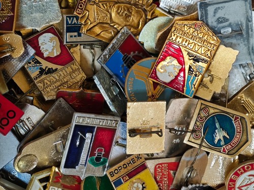Lot of 50 pcs USSR SOVIET ERA ENAMEL PINS, BADGES COLD WAR COMMUNISM CCCP - Picture 8 of 18