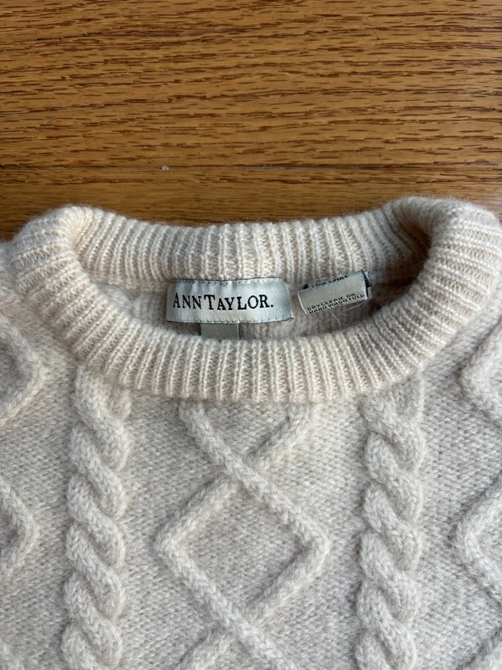 Vintage Ann Taylor Cable Knit Fisherman Wool Sweater Ivory Beige Women’s S - Image 2 of 4