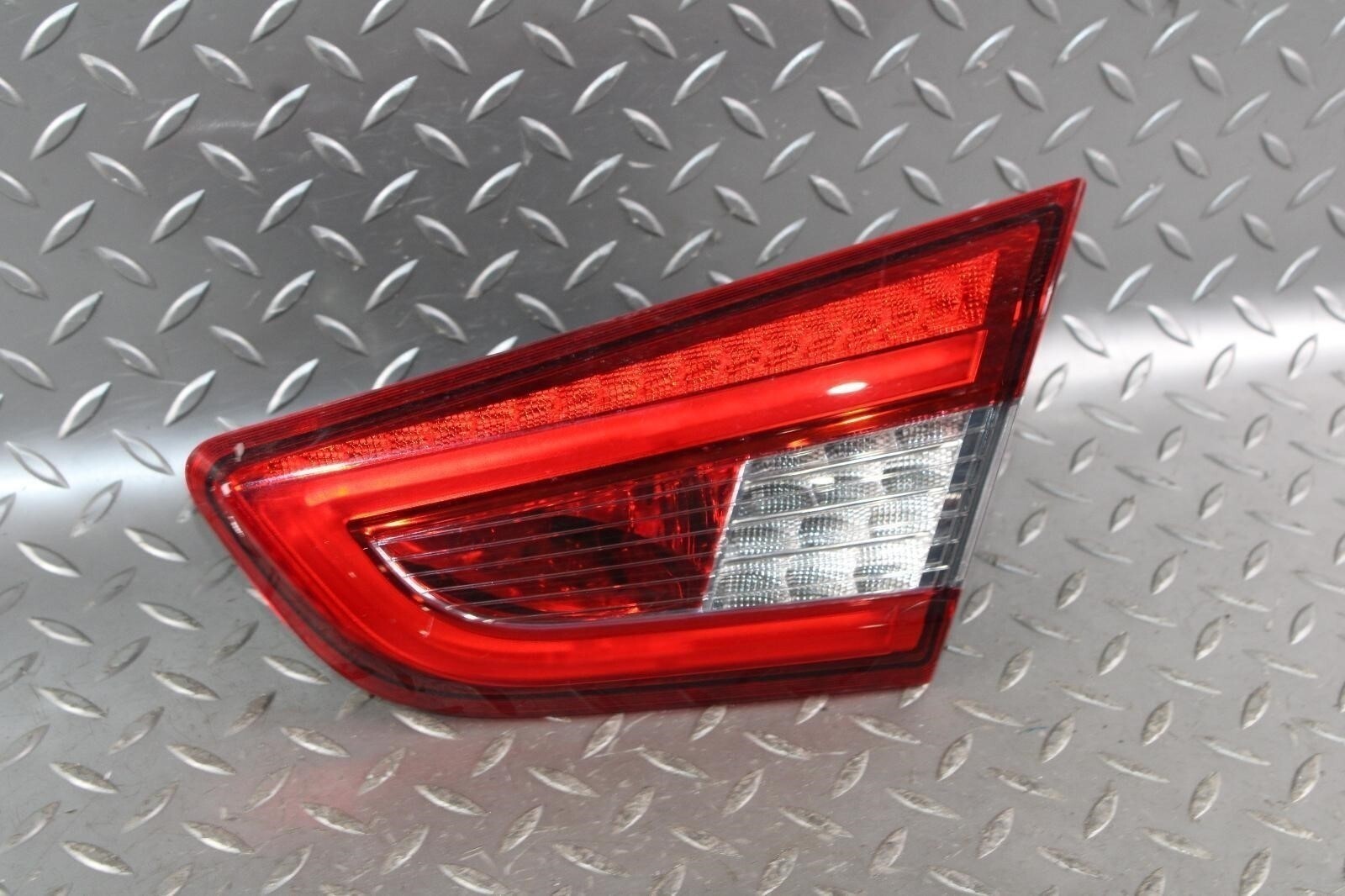 14-20 GHIBLI Passenger RH R Taillamp Taillight Brake Lamp Light Lens OEM Factory