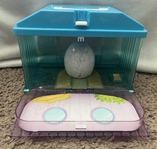 Little Live Pets Chicken Carrier and Egg Shell