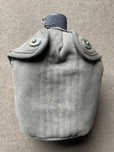 US Military Post WW2 Korea Vietnam Issue Water Canteen with OD Canvas Pouch Set