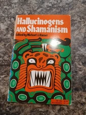 HALLUCINOGENS & SHAMANISM Michael Harner PB 1974 PEYOTE Psilocybin DMT CLASSIC