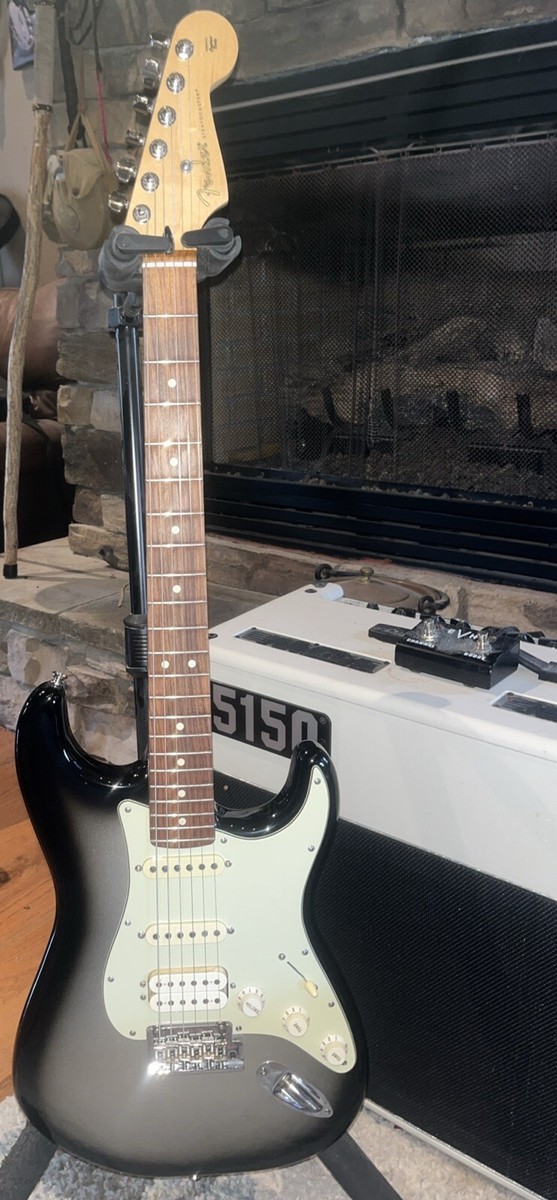 Fender Player Stratocaster HSS Electric Guitar With Hard Fender Player Stratocaster HSS Electric Guitar With Hard