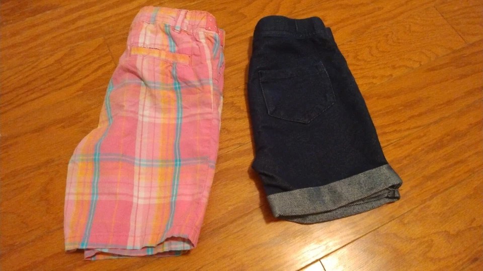 Lote De 2 Pantalones Cortos Niña Talla 4t Garannimals & Wonder Kids Foto 2 de 4