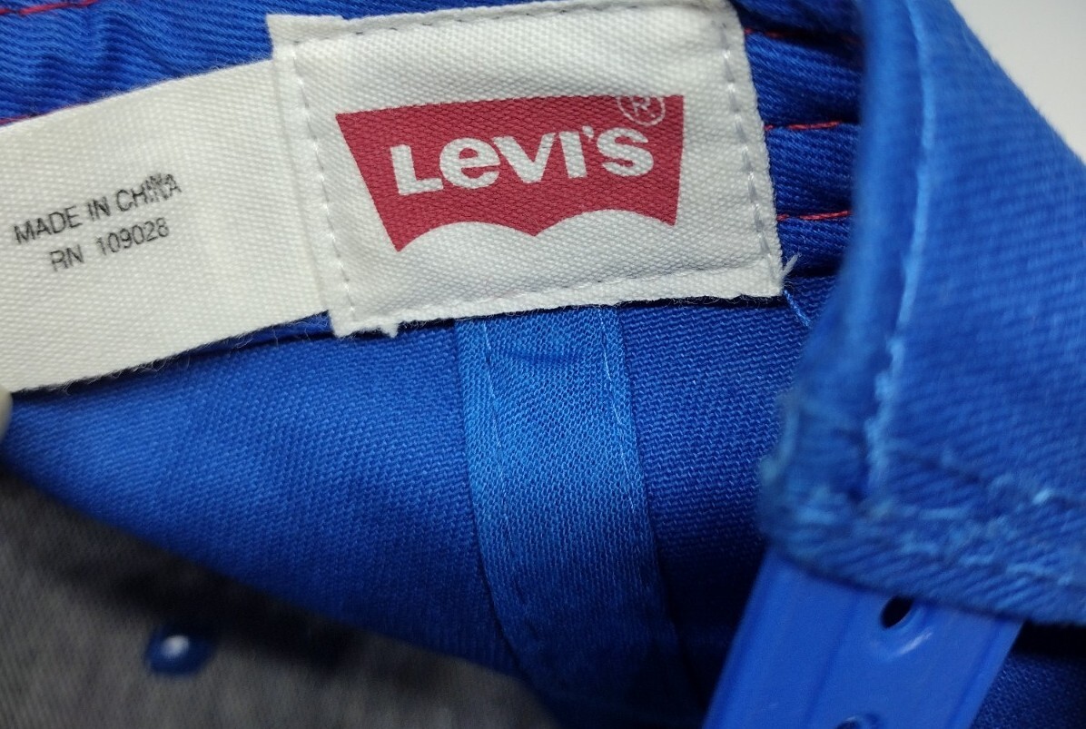 Blue Levi's SNAPBACK adjustable - image 6